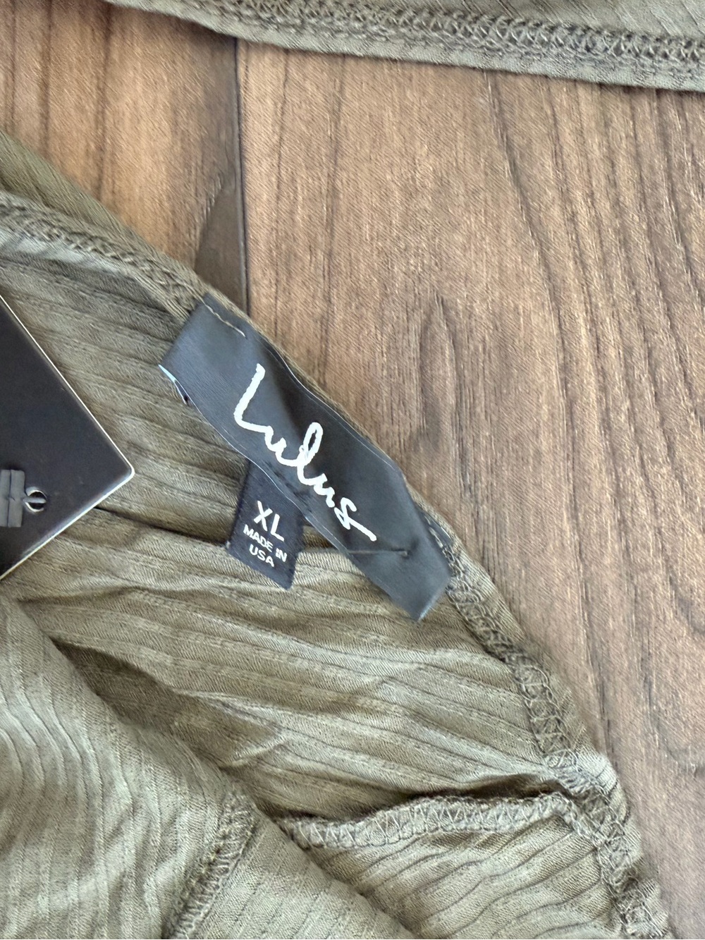 NWT Lulus Most Important Olive Green Ribbed Surplice Long Sleeve Top - Picture 4 of 5